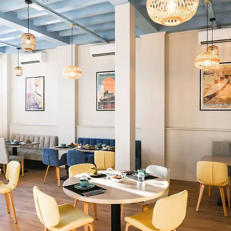 Western Centre Gare Hotel 4*