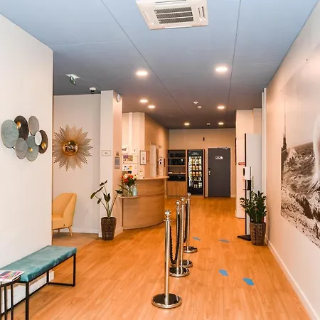 Western Centre Gare 酒店 4*