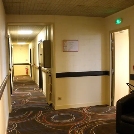 Western Centre Gare 4*