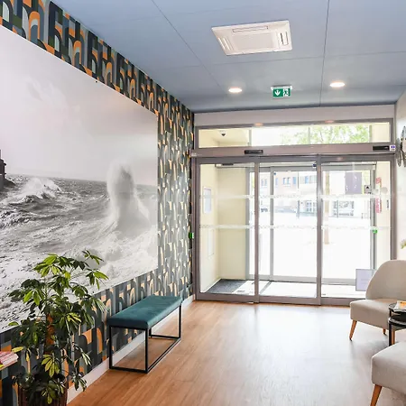 Western Centre Gare 4*