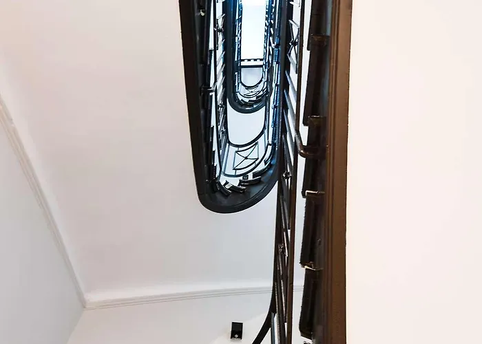 Western Centre Gare 4*