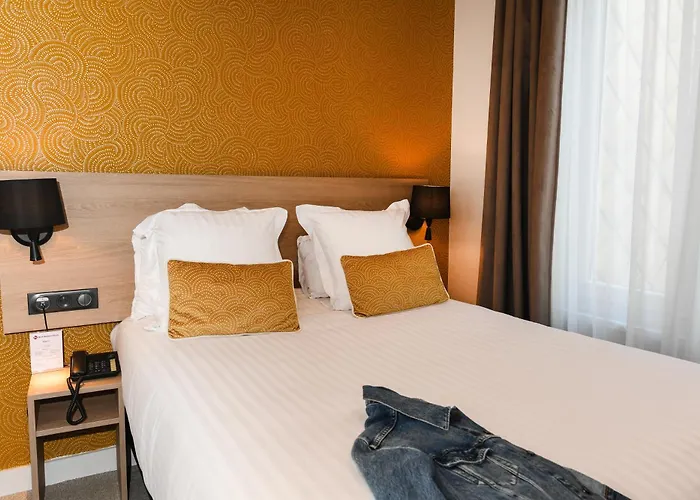 Western Centre Gare 4*