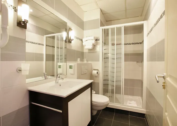 Western Centre Gare 4* Le Havre